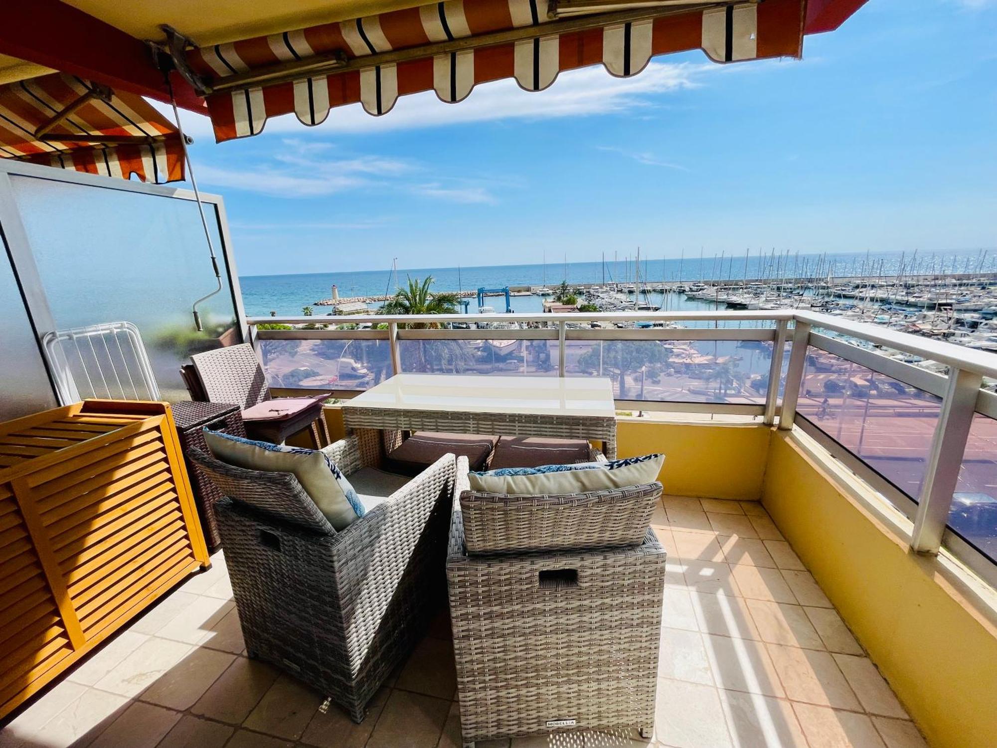 Superbe En Bord De Mer, Pres Du Centre Et Des Plages Apartamento *